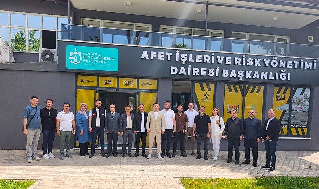 Başkan Mutlu’dan Kemeraltı mesaisi: Esnaftan ruhsat indirimine teşekkür