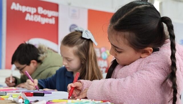 23 Nisan şenlikleri renkli etkinliklerle başladı