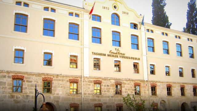 Bakan Tekin’den Kırşehir’deki Genç Şeflere Tebrik