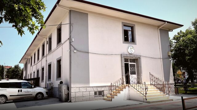 Kırşehir Belediyesi, şehrin müzik kültürünü UNESCO toplantısında 30 ülkeye tanıttı