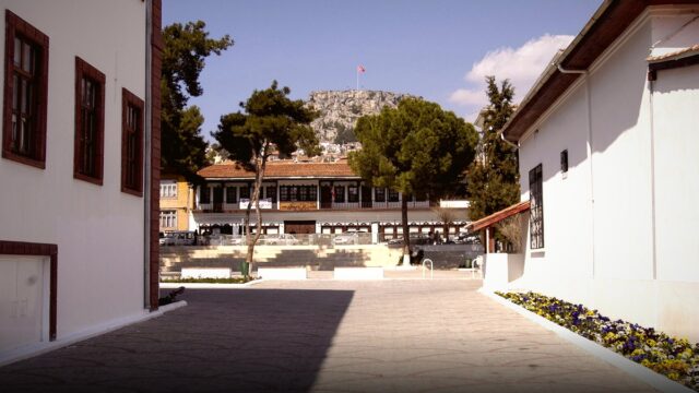 Kırşehir Belediyesi’nden Önemli Uyarı: Müdürün Adını Kullanarak Firmaları Aradılar!