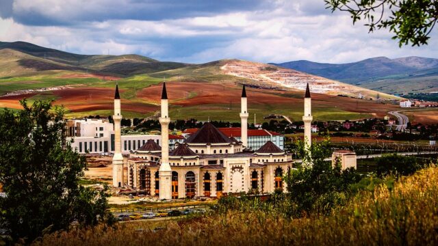 Kırşehir İl Özel İdaresinin Filosuna 36 Yeni Araç İştirak Etti
