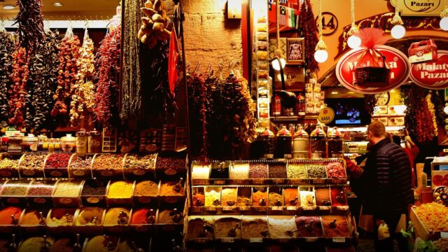 Kırşehir Pazarında Etiketler Dikkat Çekti