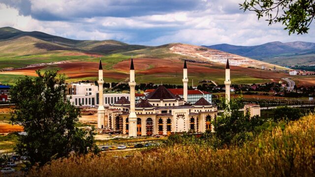 Kırşehir'de elektrik faturasında büyük tasarruf sağlayan yöntemler belli oldu
