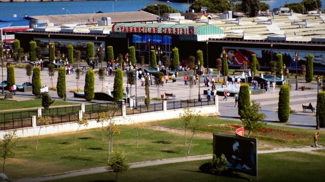 Kırşehir’de Sürücüye Gece Yarısı Şoku! Tabelayı Gören Bir Daha Baktı