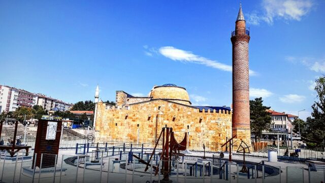 Kırşehir’de Yeni Kurslar Açılıyor: KPSS’den Piyanoya Çok Sayıda Seçenek