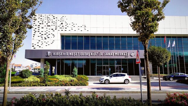 Kırşehir’de Zafer Haftası Konserine Nezaket Teyze Damga Vurdu