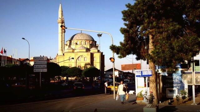 Kırşehir’e Türkiye Birinciliği! Girişimcilik Merkezi Ödülle Döndü