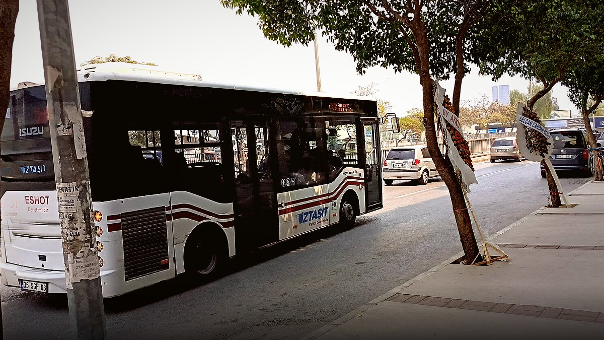 Kırşehir’in ilçelerine ulaşımı güçlendirecek yol yatırımlarında faaliyetler devam ediyor